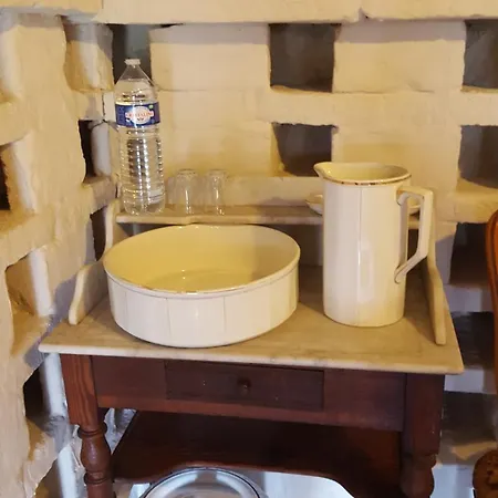 Le Pigeonnier Champignois Alloggio in famiglia Champigny en Rochereau